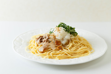 豚肉と大根おろしのパスタ