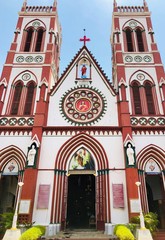 Fototapeta na wymiar Basilica of the Sacred Heart of Jesus church in Pondicherry, Tamil nadu