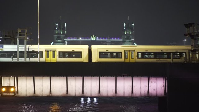 London Bridge and town bridge, night