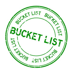Grunge green bucket list word round rubber seal business stamp on white background © bankrx