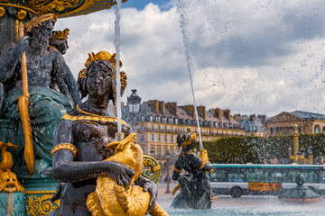 Fototapeta na wymiar fountain in paris france
