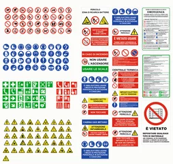 Fotobehang ISO 7010 CARTELLI SEGNALETICA NORME CANTIERI LAVORI, ISO 7010 SIGN WARNING SET SYMBOL SAFETY © DELOYS