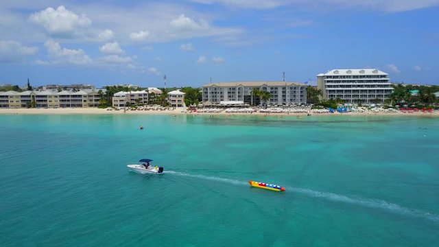 Vacationing People Marriott Beach Resort Cayman Islands Caribbean