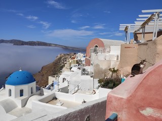 oia village santorini greece