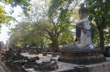Seated buddha in Aytthaya, Thailand