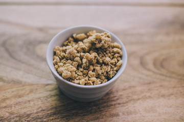 Vanilla almond granola 