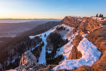 Les falaises du Mont d'Or.