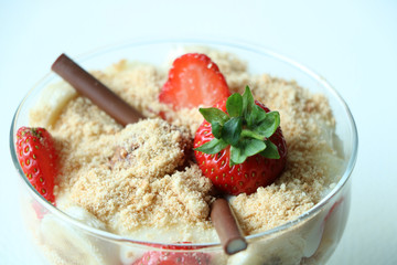 Erdbeer-Schokoladenpudding