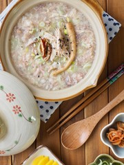 한국의 전통음식 인삼 닭죽
