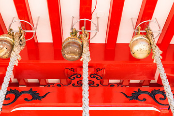 日本　鹿島御児神社拝殿の鈴