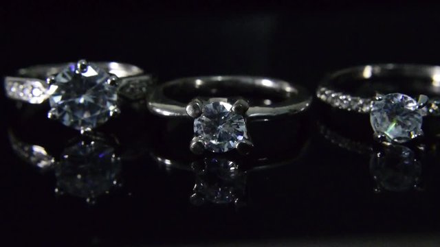Gem and Jewelry
Diamond ring
Is white gold set with diamonds Which is an expensive luxury glitter for a wedding ring
