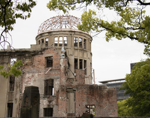 ヒロシマ　原爆ドーム