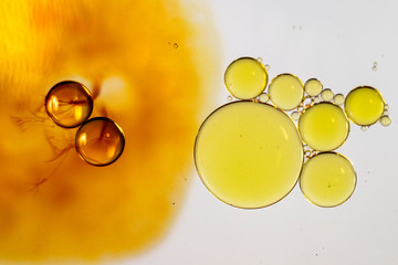 Yelow and brown bubbles