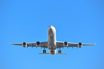 Airbus A340-600 on landing approach.