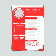 Simple red resume template