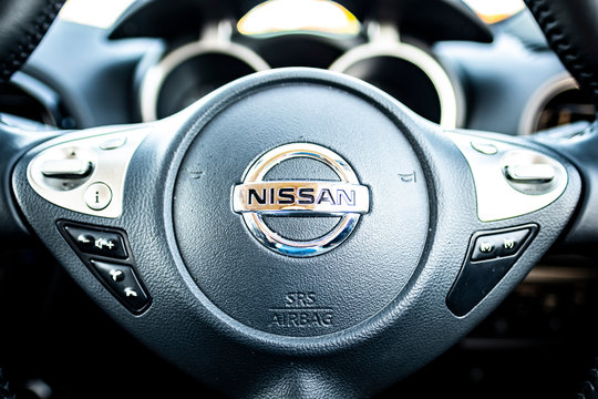 SURREY, UK- MAY, 2020: Nissan Logo On Steering Wheel Of New Nisa Juke SUVn