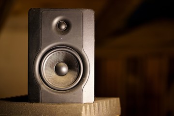 Enceinte de monitoring musique studio haut-parleur écoute