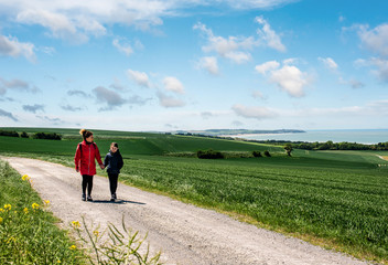Obraz premium landscape, coast, countryside, family, walk, walk, path, hiking trail, woman, girl, child, walk, outdoors, opal coast, North, Boulogne-sur-mer, cape, Calais, Channel, english channel , dawn, sunrise, 