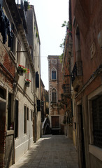 Fototapeta na wymiar Photo of the street in Venice without canals.