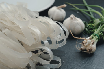 Raw Rice Noodles with Garlic, spring onion, coriander