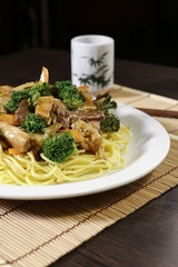 Spaghetti with vegetables