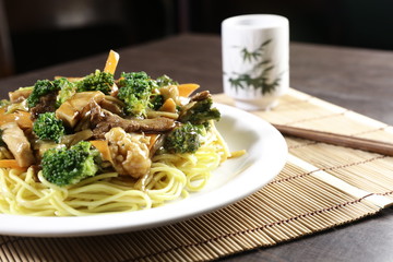 Spaghetti with vegetables