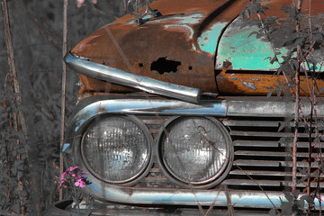 old rusty car
