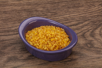 Vegetarian cuisine - dry bulgur for cooking