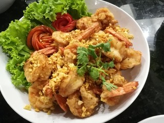 Fry shrimp in tempura