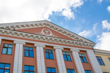 Obraz premium VITEBSK, BELARUS - 14 May 2020: Vitebsk State Order of Friendship of Peoples Medical University on Frunze Avenue