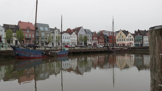Zeitraffer im Husumer Hafen w&auml;hrend auflaufendem Wasser bis zur Flut