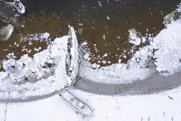 broken vessels on the coast of the Barents sea