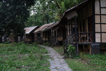 Fototapeta na wymiar Hotel abandonado en Nepal