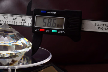 Measurement Diamond gemstone With vernier caliper