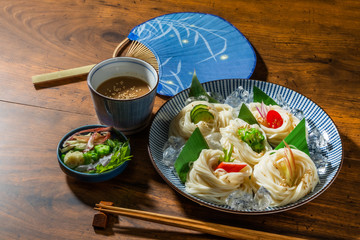 そうめん　ひやむぎ　Japanese very thin noodle(Somen)