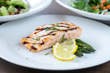 grilled salmon with vegetables