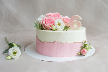 birthday cake with pink roses