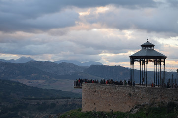 Turismo en el balcón de Ronda, Málaga, España.