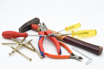 attrezzi fai da te martello cacciaviti pinza 