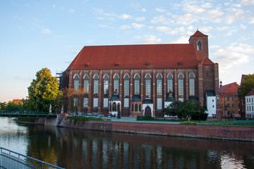 water, river, architecture, house, building, castle, old, lake, canal, city, reflection, town, sky, europe, landscape, bridge, poland, travel,autumn, medieval, blue,wroclaw,poland