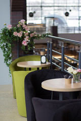 empty cafe table, quarantine, closing, no visitors