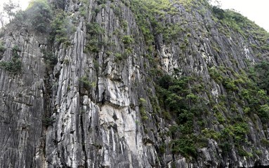The view of the cliff at Halong bay.