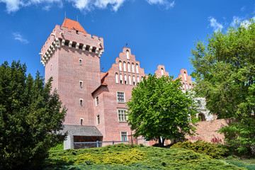 Fototapeta na wymiar red brick tower reconstructed royal castle in Poznan.