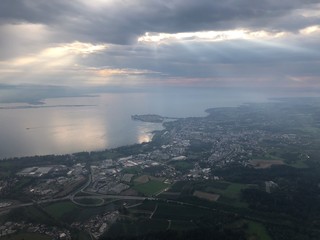 Sonnenstrahlen über dem Bodensee