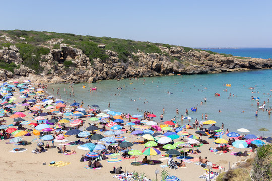 La spiaggia di Calamosche nella riserva naturale di Vendicari nella Sicilia orientale