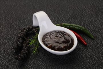 Black pepper sauce for meat