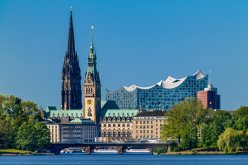 Hamburg, Germany. View of skyline downtown on a sunny day. - obrazy, fototapety, plakaty