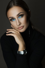 Naklejka premium Beautiful woman face. Perfect makeup. Beauty fashion. Eyelashes.