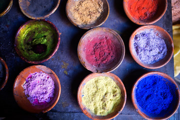 Fototapeta na wymiar Colourful pigment dyes in bowls, Marrakesh, Morocco 