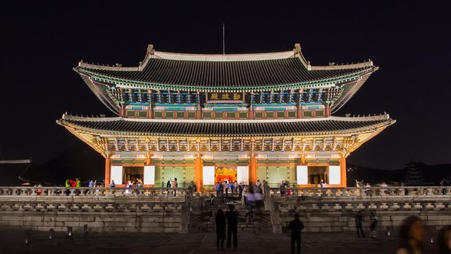 Timelapse of gyeongbokgung Nightview, South Korea.